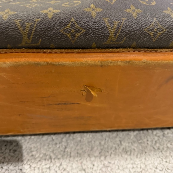 Louis Vuitton 2  Piece set of Luggage - Picture 10 of 16